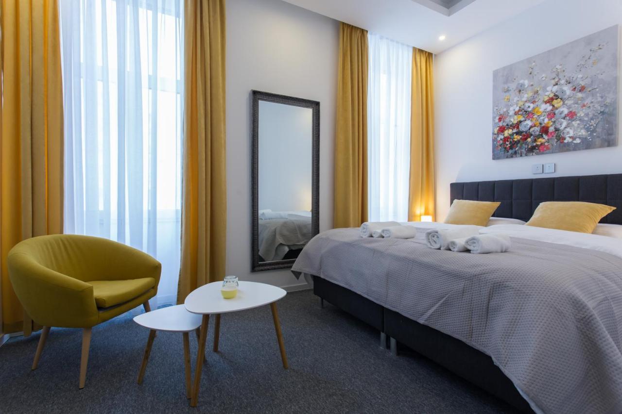 Elenas Rooms & Apartment 萨格勒布 外观 照片