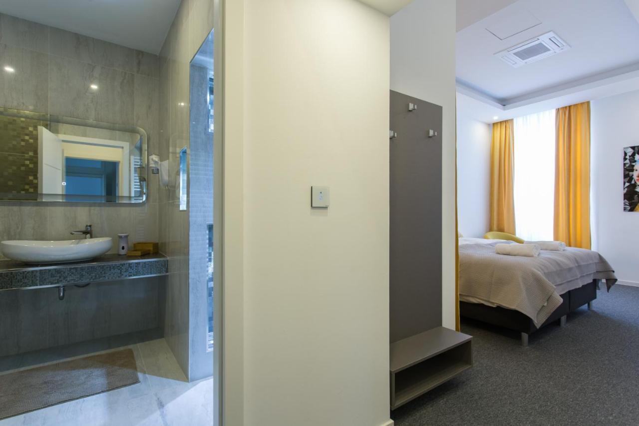Elenas Rooms & Apartment 萨格勒布 外观 照片