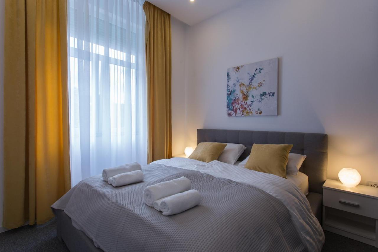 Elenas Rooms & Apartment 萨格勒布 外观 照片